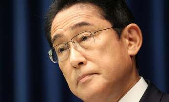 支持率急落の岸田首相 旧統一教会への対応がネックに 議員アンケートは「肝心な質問欠けている」