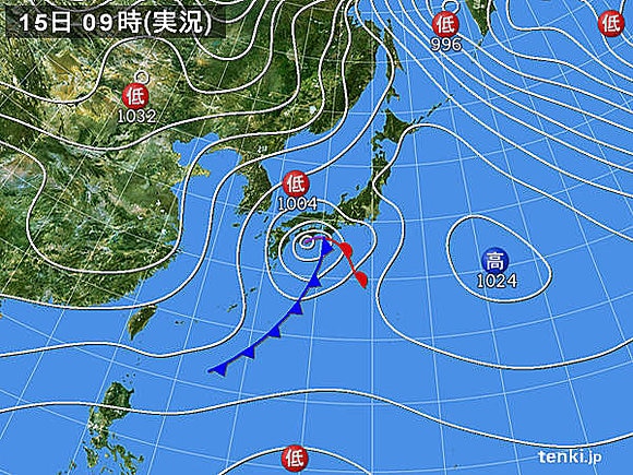 南岸低気圧が通過中