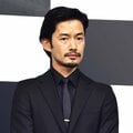 竹野内豊が「徹子の部屋」で“鉄壁のプライベート”を明かしたのはなぜ? 52歳になって心境に変化か〈嗚呼‼みんなの動物園きょう出演〉