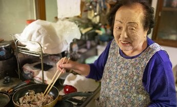 102歳現役美容部員「おいしいは原動力」 人生において「初めての味」こそが元気の源