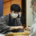 棋王戦五番勝負で勝利し、史上最年少で六冠達成の藤井聡太 「最後まで全くわからないまま指していた」