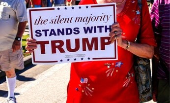 私たちは本当に客観的だろうか 信じたいものを信じる状況、「ポスト・トゥルース」をドナルド・トランプから考える