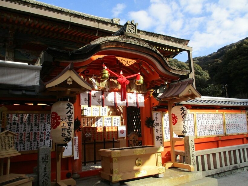 京都で縁結びといえば地主神社