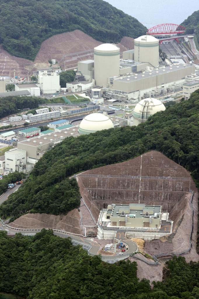 再稼働で賛否を呼ぶ関西電力の高浜原発