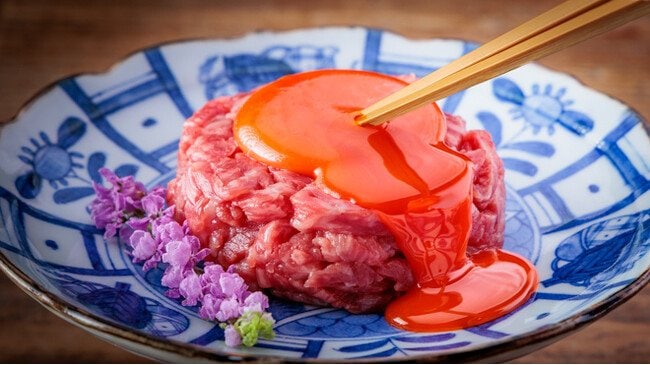 写真・図版(1枚目)| 【炭×肉のモダン空間】 肉料理 おまつ 2025年7月7日(月) NEW OPEN!!