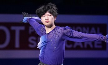 4回転跳ぶ吉岡希、端正な滑りの片伊勢武アミン 今季シニアデビュー男子フィギュア注目の2人