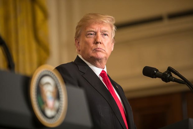 蜜月が一転、暴露本で前大統領首席戦略官バノン氏との関係が終わったトランプ大統領　（ｃ）朝日新聞社