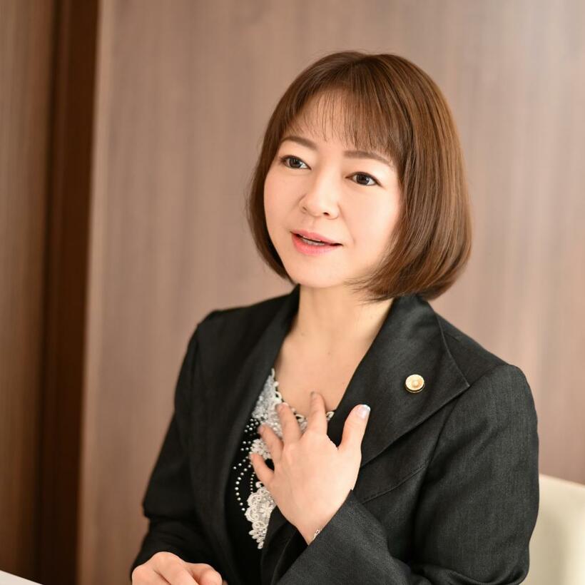 弁護士の青木千恵子さん（写真／本人提供）