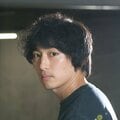 父は「あの古館伊知郎」 息子・佑太郎が語る“二世”としての苦悩「僕は携帯電話のストラップみたいな存在だった」