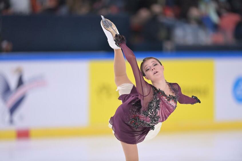 アンナ・シェルバコワ/2021年世界選手権女王。女子初の4回転ルッツ2本の成功者で、4回転フリップも持つ。演技、ジャンプのバランスが良い