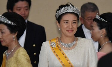 皇后雅子さま「華麗なるティアラのルール」　なぜ大統領を招いた宮中晩餐会で、宝冠は輝かなかったのか