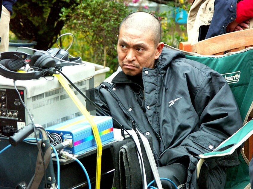 「大日本人」(2007)を撮影中の松本人志(写真:Everett Collection/アフロ)