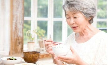 89歳女性「私の体はお米でできている」 楽しみは軽くよそったご飯と少しのおかず 「かけがえがない」が9割 消費者の思い