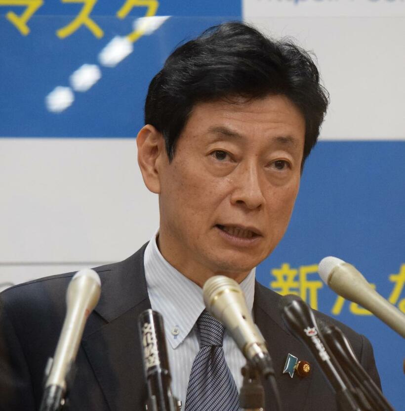 西村康稔経済再生相　（ｃ）朝日新聞社