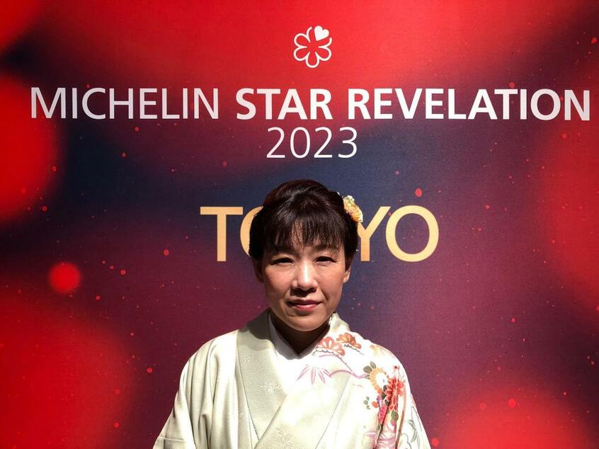 「はるちゃんラーメン」店主の野口晴子さん。お客さんと一体となり店を作り上げている(筆者撮影)