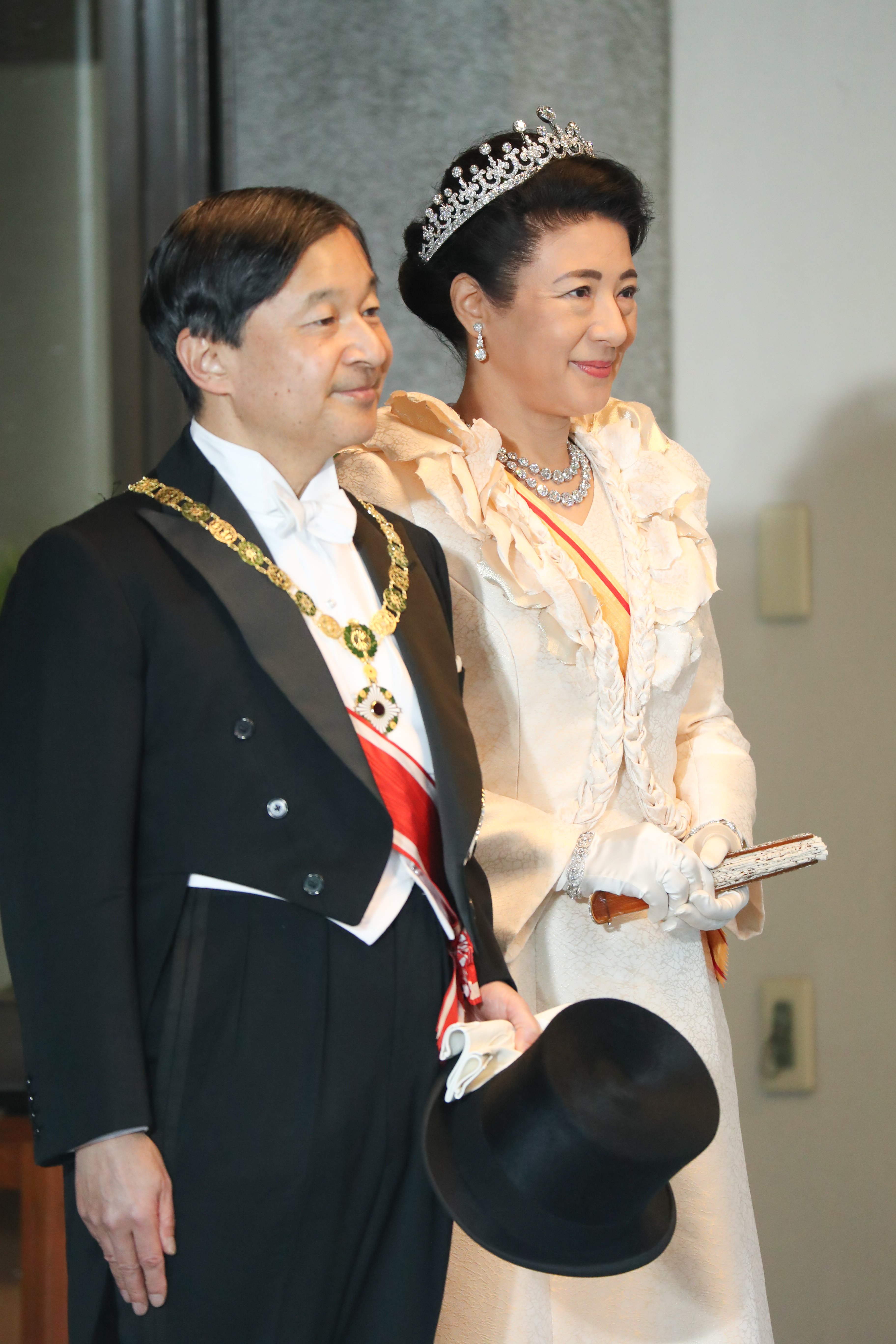 英国王の晩餐会 笑顔の皇后雅子さまの頭上で輝く花とダイヤの宝冠は「初めて」の「第二ティアラ」（AERA dot.）｜ｄメニューニュース（NTTドコモ）