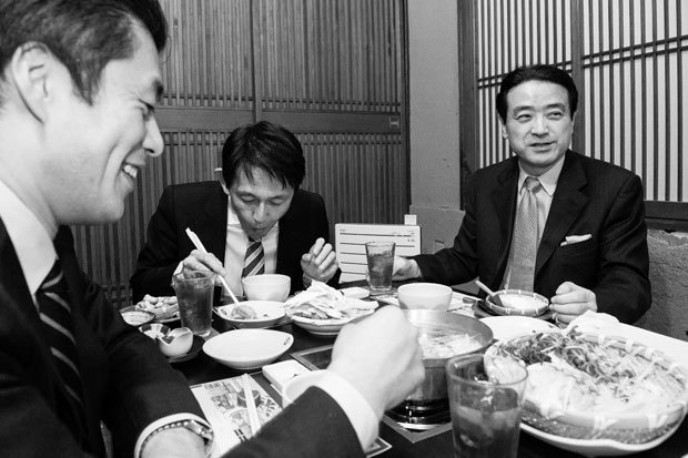 右から江田憲司氏、松野頼久氏、細野豪志氏（撮影／写真部・馬場岳人）