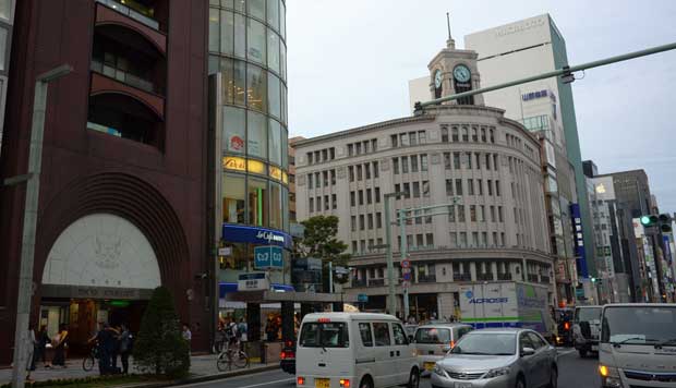 東京・銀座では地価がバブル期を超え、過去最高になった＝多田敏男撮影