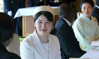 〈今年のご公務を振り返る〉愛子さまの美しかった午餐デビューは努力と気配りの賜物　「料理は優美に素早く」召し上がり、食事のペース配分も