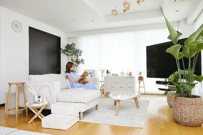 ほしのこさん宅のリビング（写真：三輪友紀）
