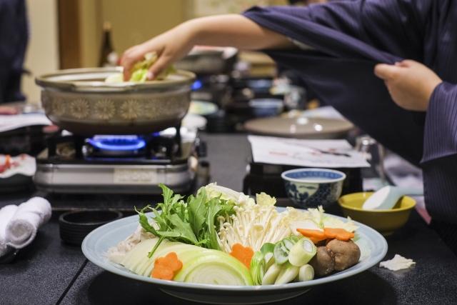 ごちそうをたくさん食べた後は、意識して「野菜たっぷり」の食事を　※写真はイメージです