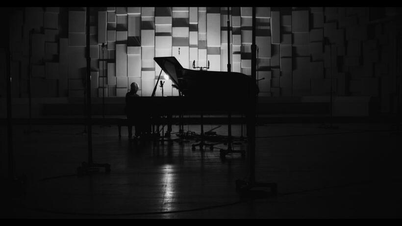 『Ryuichi Sakamoto: Playing the Piano 2022』(c）2022 KAB Inc.