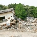 「何かの間違いでは?」火災・地震保険料2倍に値上げの衝撃 家計圧迫し途中解約するケースも