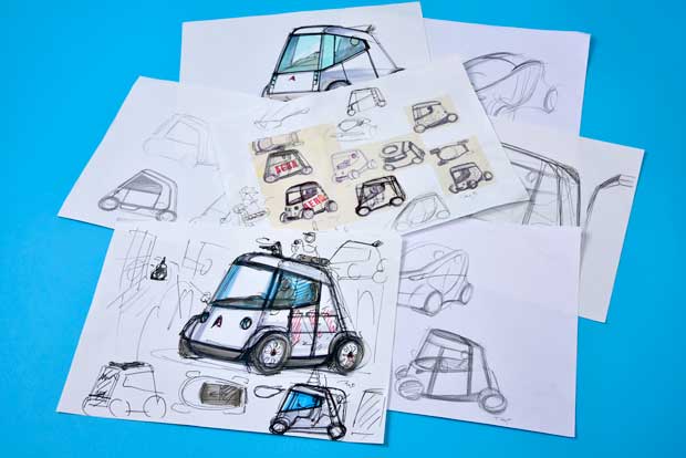 アイデアを描きとめたラフスケッチ。10枚以上になることもざら(撮影/高井正彦)