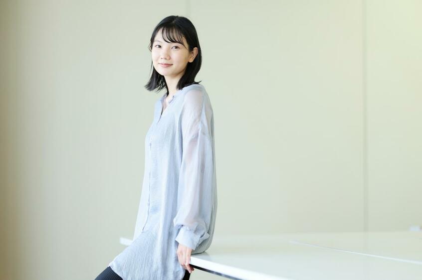 山崎丹奈さん(撮影/加藤夏子)