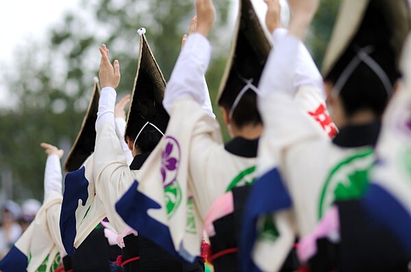 日本三大盆踊りの一つ、徳島県の阿波踊り