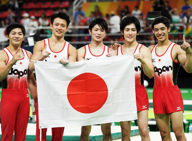 体操日本団体チームが2004年アテネ五輪以来3大会ぶりに金メダルを獲得。（写真:Getty Images）