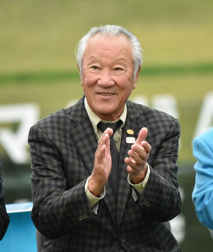 日本ゴルフツアー機構の総会で３選を決めた青木功会長（C)朝日新聞社