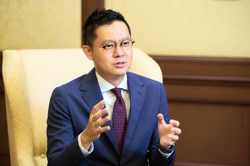 東京証券取引所 金融リテラシーサポート部 課長 東証マネ部！編集長の吉田貴弘さん（撮影・佐藤創紀／朝日新聞出版写真映像部）
