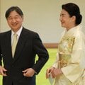 〈笑顔の天皇陛下と雅子さま〉「天皇陛下は、雅子さまによろこんでお譲りになった」 思わずにっこりした歌会始のご相談役