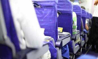 予防法広まらず 車内でも起きる「エコノミークラス症候群」とは?