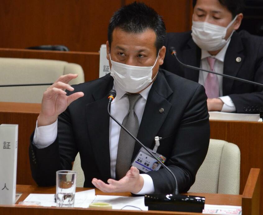 池田市の冨田裕樹市長（C)朝日新聞社
