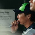 「マイナスしかない」高津監督と吉井監督の選手名指し批判の増加 チーム低迷のストレス? 求心力を危惧する声も…