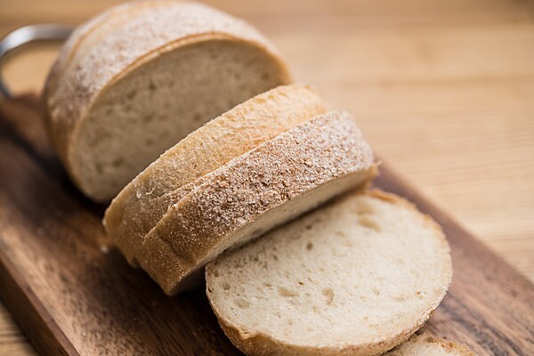 パンも酵母から作られる食品
