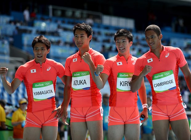 予選でアジア新記録をマークした男子4×100mリレーの日本チーム（写真:Getty Images）