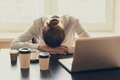 ダブルワークは4割が「せざるを得ない」シビアな現実 副業先で「経験不足の若者」に疲弊し悪循環も