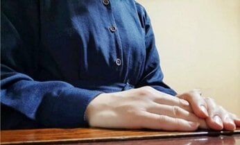 「夕飯の時間だから早く帰ってこい!」…婚活で母親からの「親ブロック」に苦しむ女性たちの実像