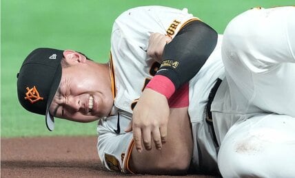 故障で離脱中の村上宗隆と岡本和真のメジャー挑戦に黄信号、今年は残留の可能性　「後継者がいない」切実な事情も