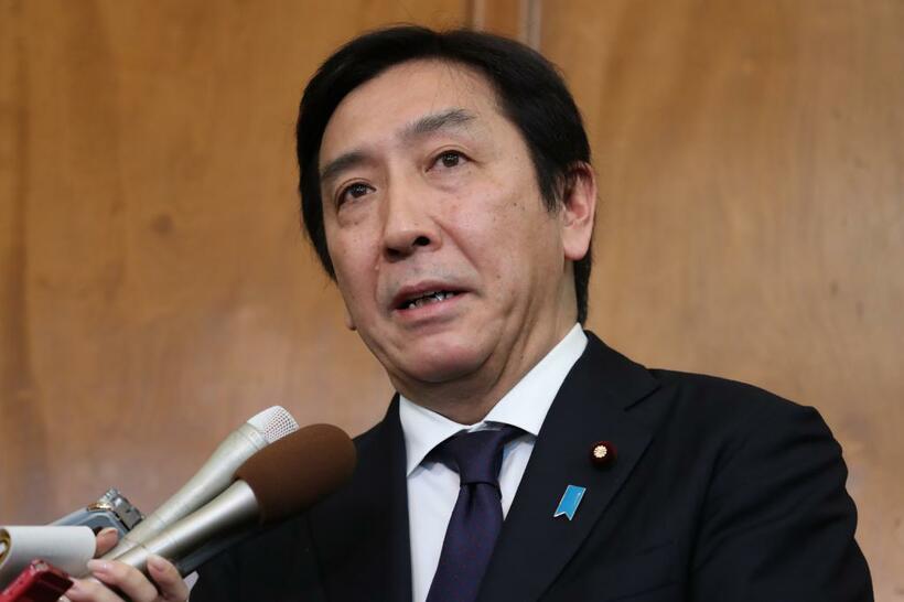 菅原一秀前経産相。これで 「逃げ切り」成功？（ｃ）朝日新聞社
