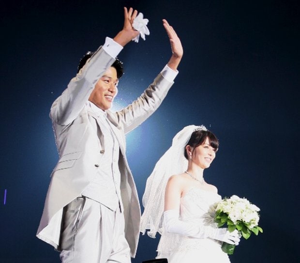 鈴木亮平と香里奈(撮影/中津昌彦)