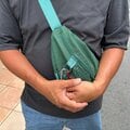 冷却グッズを自腹で購入 熱中症と隣り合わせの配達員は社内ルールを破って首にタオル「自衛しないと倒れちゃう」