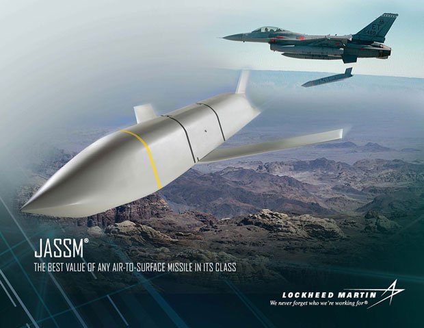 戦闘機から発射される巡航ミサイルJASSMのイメージ(米ロッキード・マーチン社のHPから)