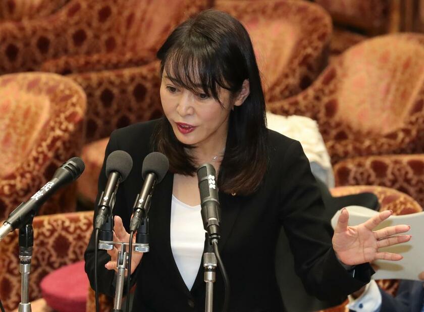 検察の人事異動では指導力を発揮した森雅子法相（C)朝日新聞社