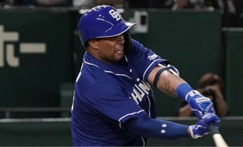 来日2年目以降、野手助っ人の「明暗」 今季限りで退団も多い? 堅調な結果残しているのは