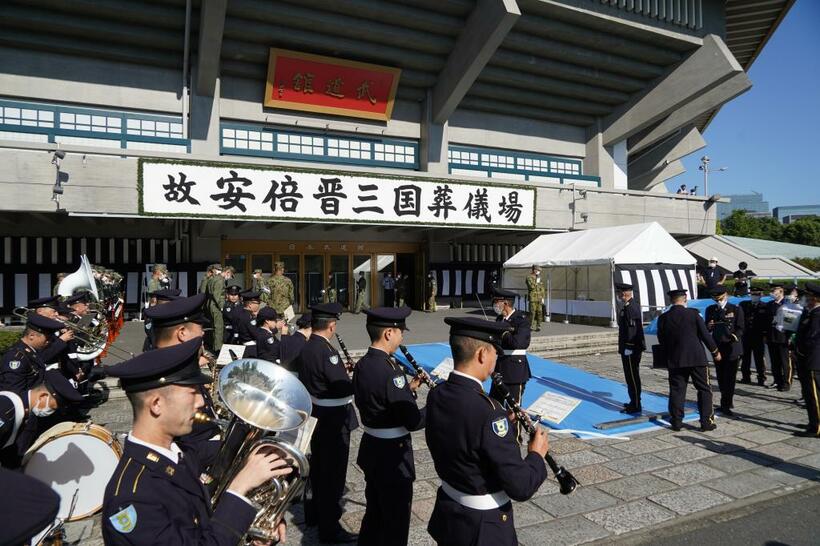 安倍元首相の国葬が行われる日本武道館