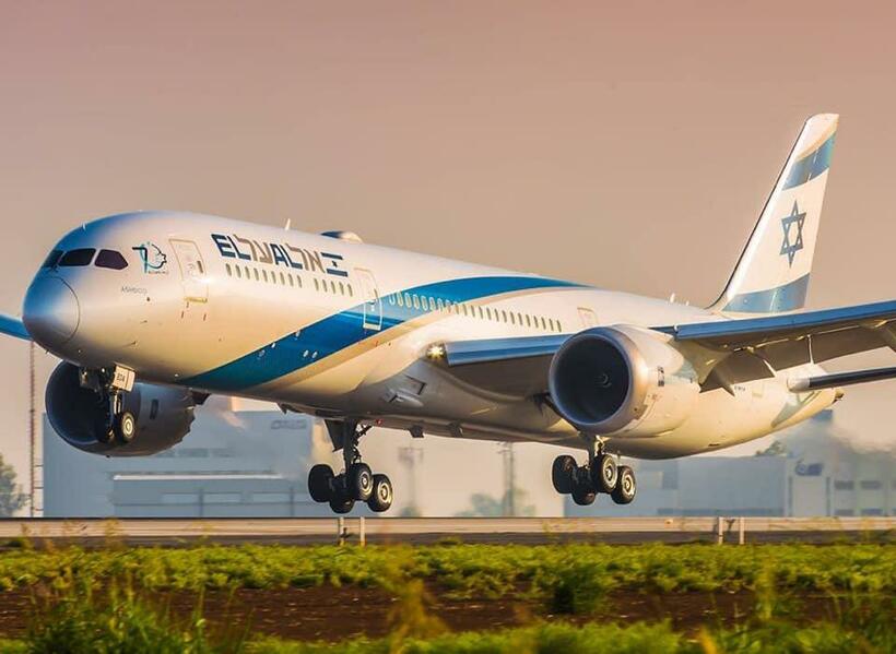 イスラエルの航空会社エルアルの飛行機（ニシム・オトマズキン提供）